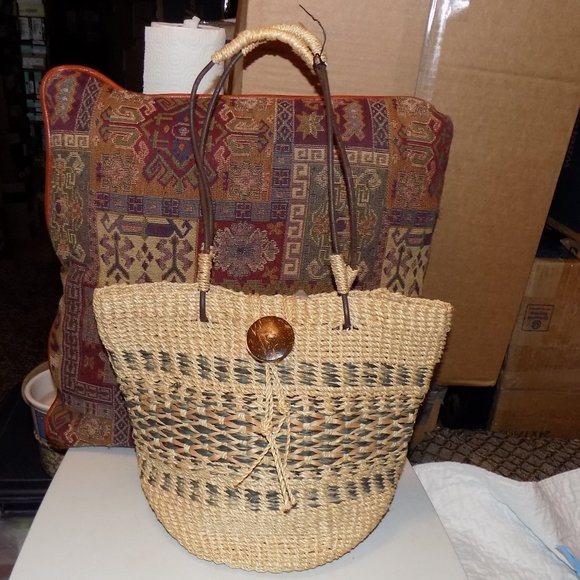 NWOT Manila hemp bucket bag, made in Phillipines - Picture 1 of 11